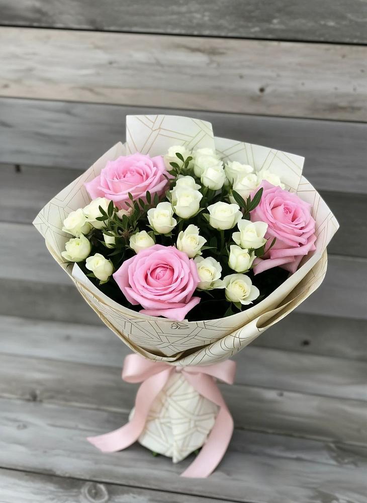 Букет цветов из: Розы в Дербетовке