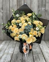 Букет цветов из:  Розы и Лизиантусы #REPLACE_PRED# Дербетовке