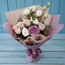 Букет цветов из:  Розы и Лизиантусы в Дербетовке