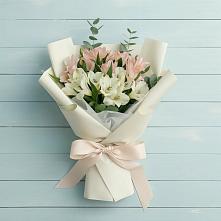Букет цветов из:  Альстромерии в Дербетовке