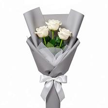 Букет 3 белые розы в Дербетовке