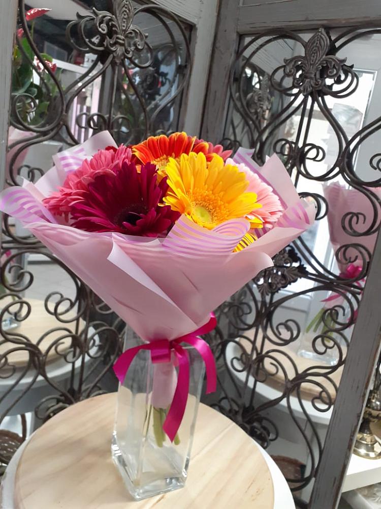 Букет цветов из: Герберы в Дербетовке