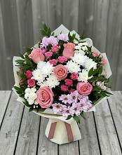 Букет цветов из:  Альстромерии, Гвоздики, Розы и Хризантемы в Дербетовке