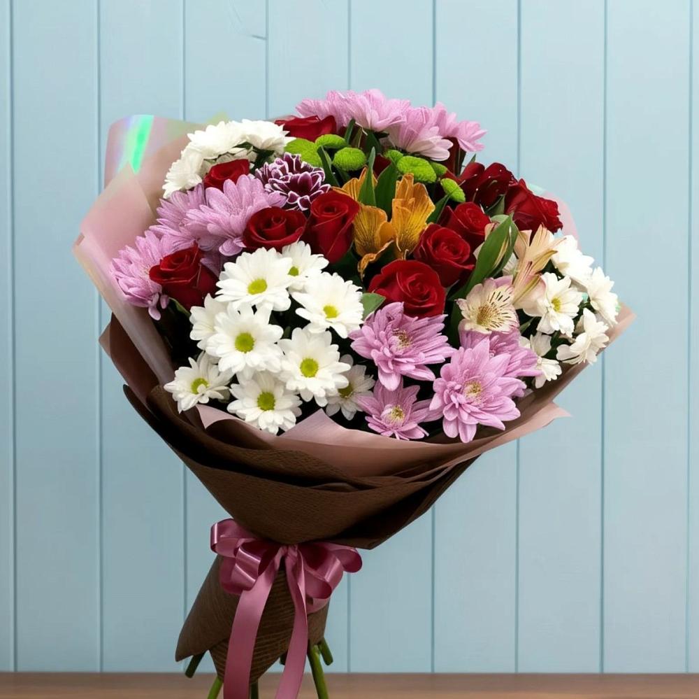 Букет цветов из: Розы, Хризантемы и Альстромерии в Дербетовке