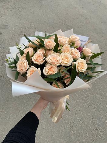 Букет Кремовые розы Латте в Дербетовке