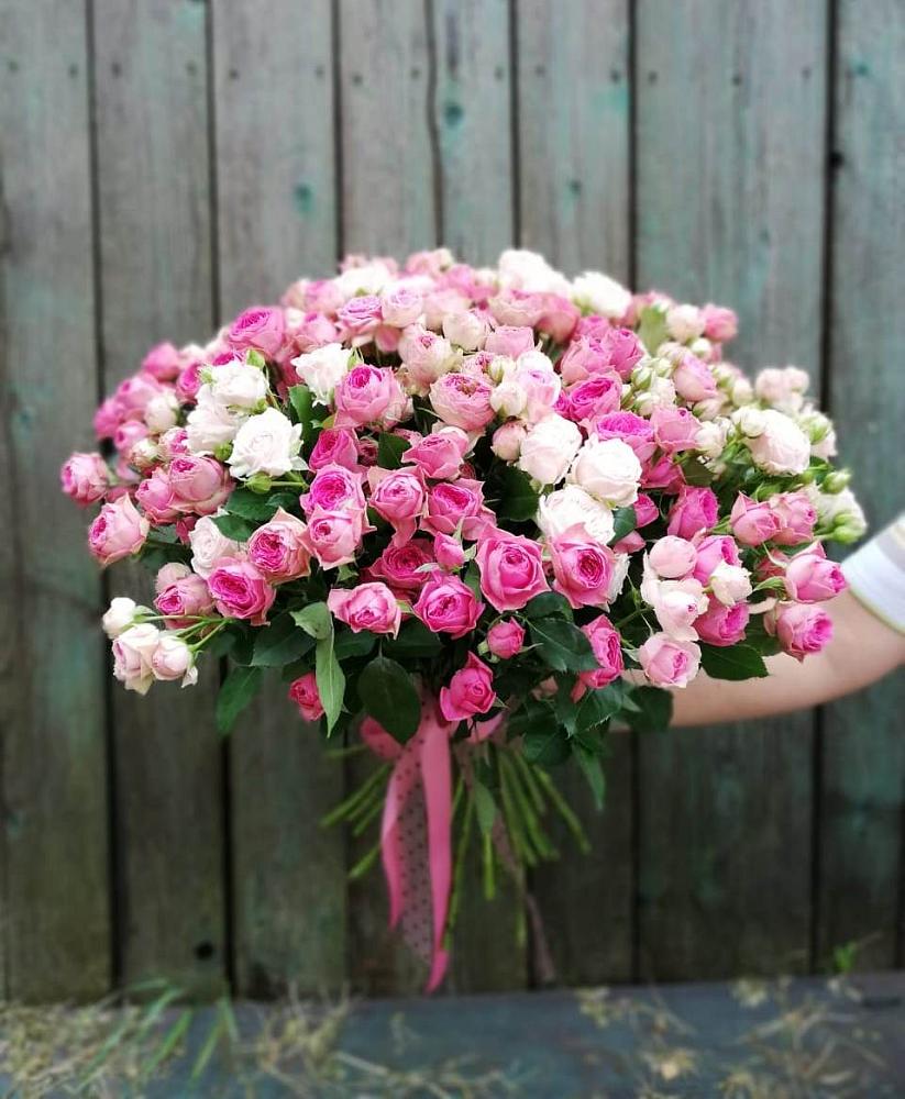 Букет Розовые кустовые розы Натали и Лав Лидия в Дербетовке