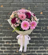Букет цветов из:  Герберы и Хризантемы в Дербетовке