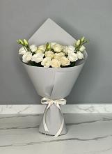 Букет цветов из:  Розы и Лизиантусы в Дербетовке